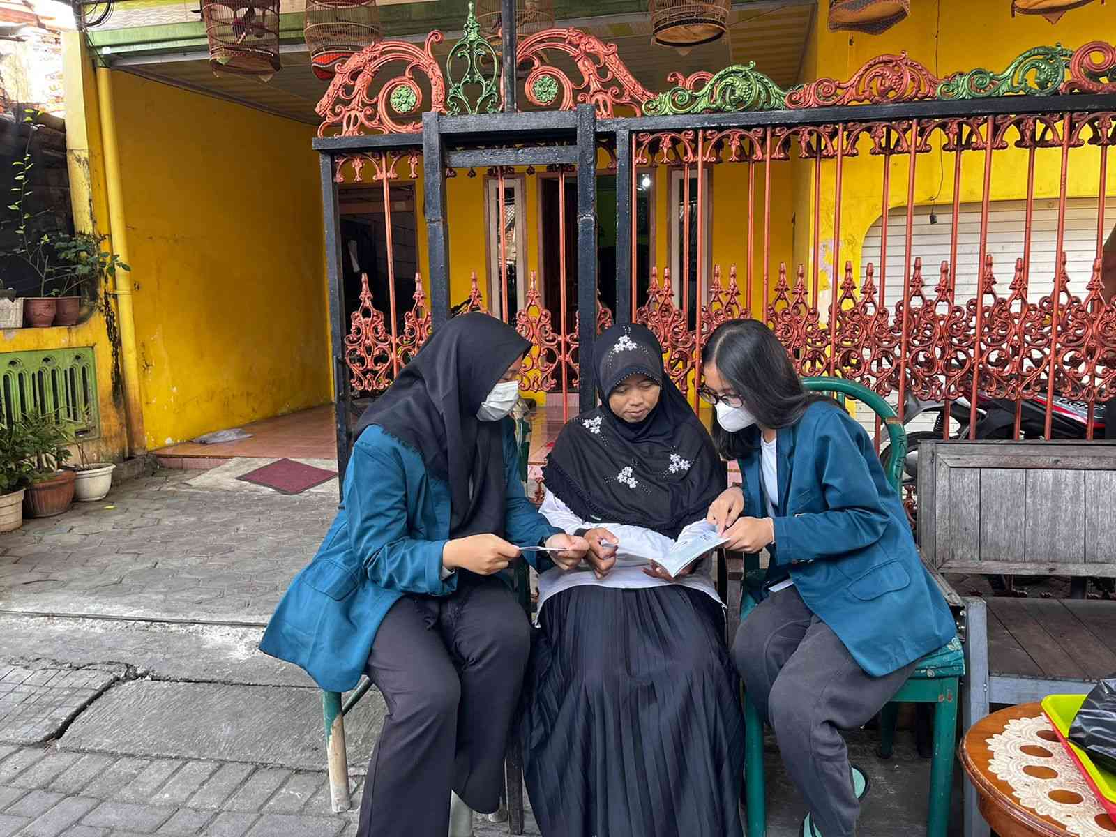 Foto Artikel : Bantu Kembangkan UMKM, Mahasiswa KKN UNDIP Adakan ...