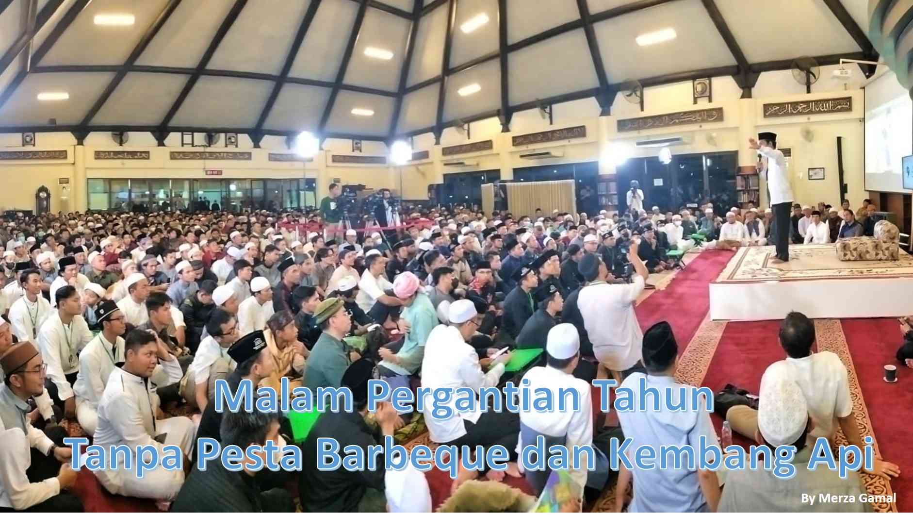 Foto Artikel : Malam Pergantian Tahun Tanpa Pesta Barbeque Dan Kembang ...