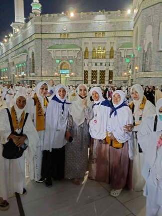 Keuntungan Menggunakan Travel Umroh Dibanding Umroh Backpaker Keuntungan Menggunakan Travel Umroh Dibanding Umroh Backpaker