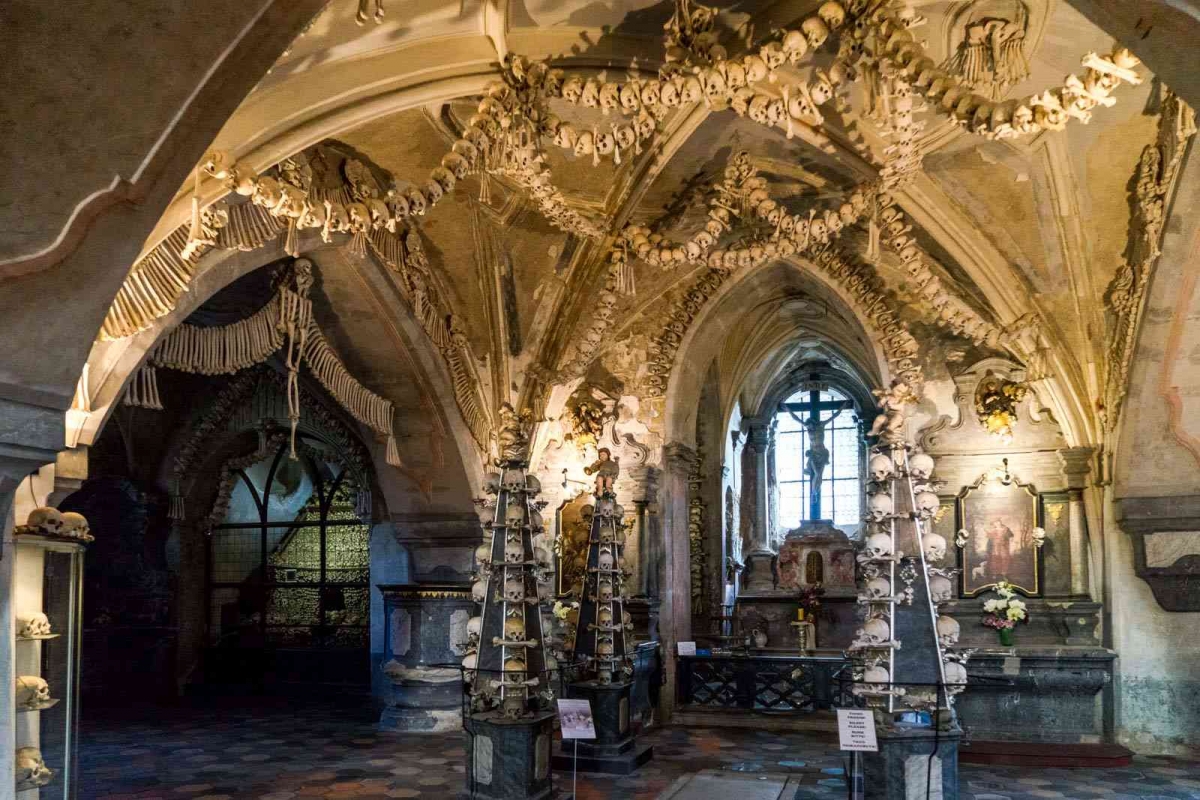 Foto Artikel Mengungkap Sejarah Sedlec Ossuary Keajaiban Gereja foto-artikel-mengungkap-sejarah-sedlec-ossuary-keajaiban-gereja