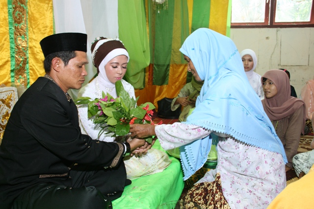 Sudahkah Mengetahui 9 Tradisi Pernikahan Unik dari Nusantara Ini?