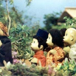 Si Unyil Tokoh Boneka Idola Yang Belum Tergantikan Kompasiana Com