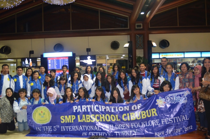 http://4.bp.blogspot.com/-k559MEzsdWs/T6i9lJ9sgBI/AAAAAAAAAE8/kiOYrfkZkrE/s1600/DSC_0389.JPG