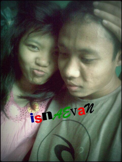 Foto mesra Evan Dimas bersama pacarnya Foto mesra Evan Dimas bersama pacarnya