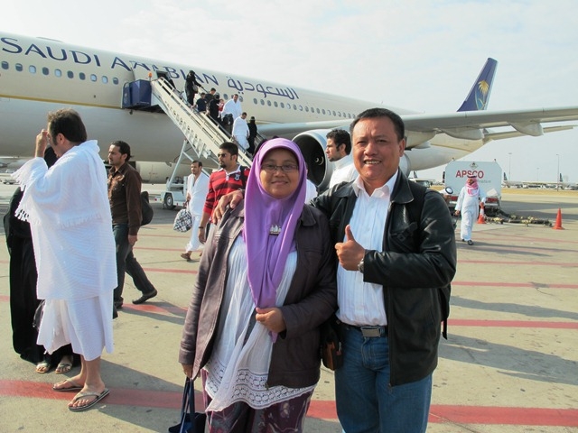 Pasutri Umroh