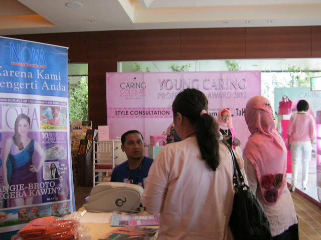 Dapat banyak discount belanja kosmetik di booth acara ini