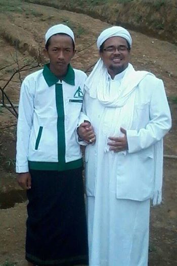 Demo Jatuhkan Ahok, Habib Rizieq Bawa Remaja dan Anak ...