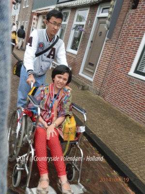 1408354396694373082 1408354396694373082