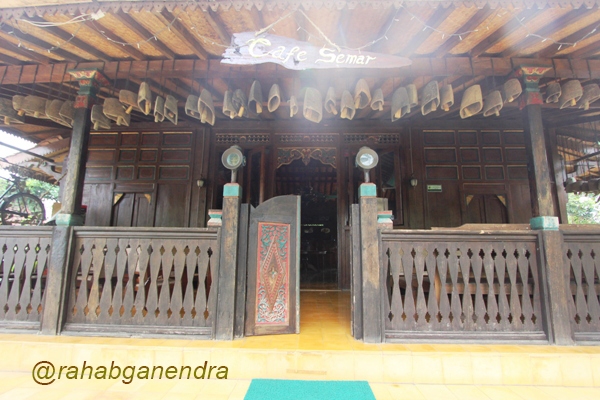 Edukasi Budaya Rumah Joglo di Tanah Pasundan