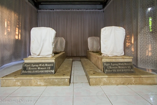 1430928700118521937 1430928700118521937