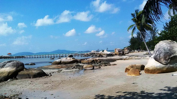 Pantai Marina Bangka Pantai Marina Bangka