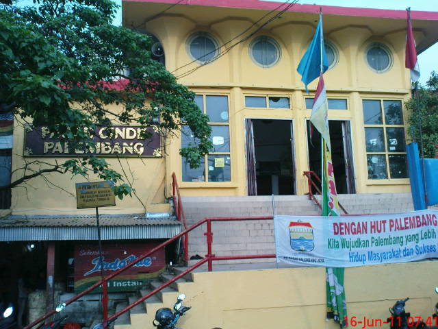 Pasar Cinde Palembang. Sumber gambar: http://panduanwisata.id
