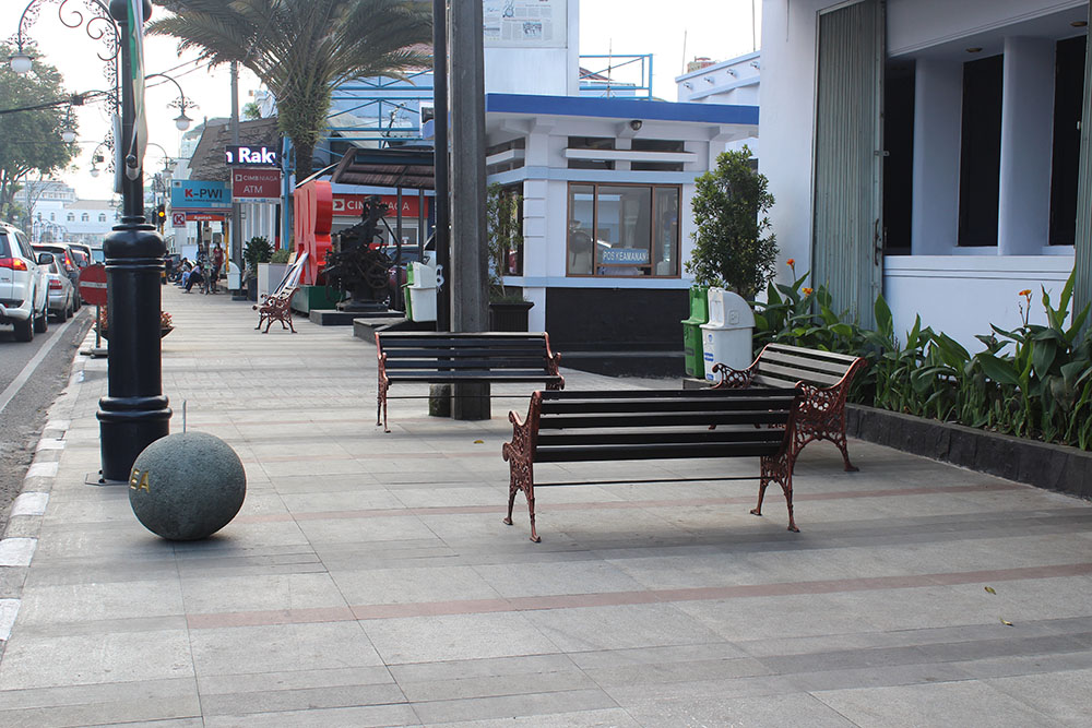 10 Wisata Di Bandung Yang Dijangkau Dengan Jalan Kaki 10 Wisata Di Bandung Yang Dijangkau Dengan Jalan Kaki