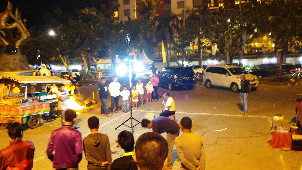 Pantai Losari Makassar Rantasa Jorok SaveLosariBeach Pantai Losari Makassar Rantasa Jorok SaveLosariBeach