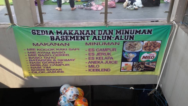 makanan dan minuman yang tersedia di lokasi