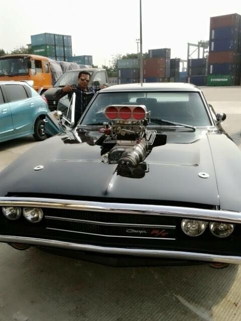 Mengintip Muscle Car ala Indonesia oleh AMINAH SURABAYA Mengintip Muscle Car ala Indonesia oleh AMINAH SURABAYA
