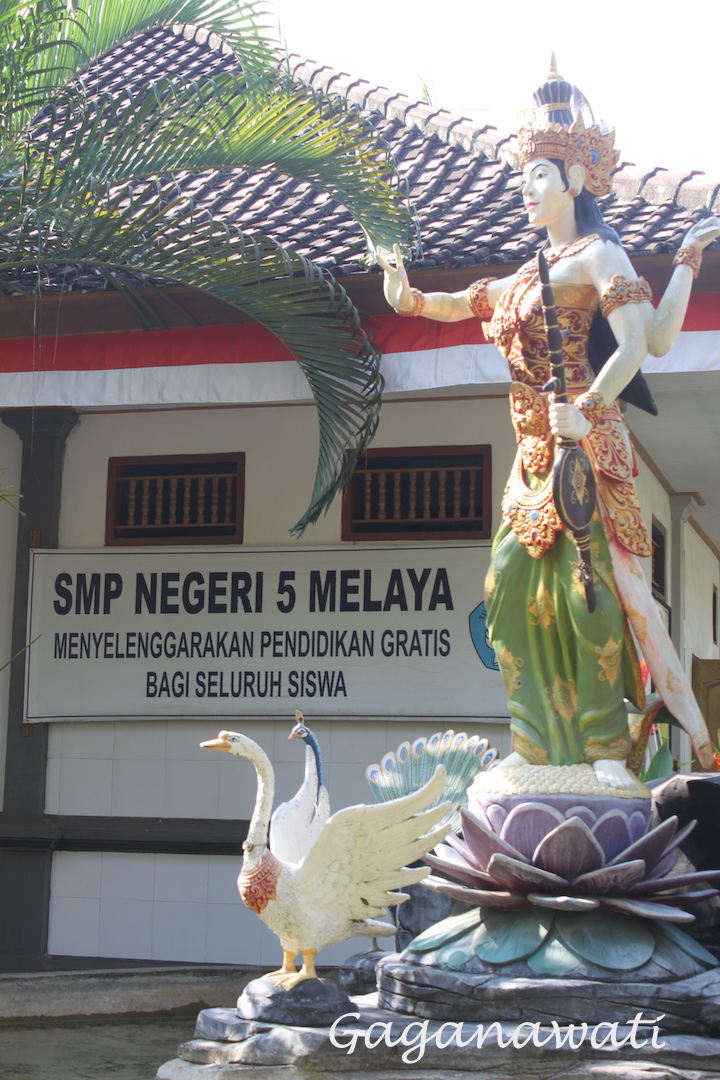 Tradisi Desa Surga Nusasakti Bali oleh Gaganawati 