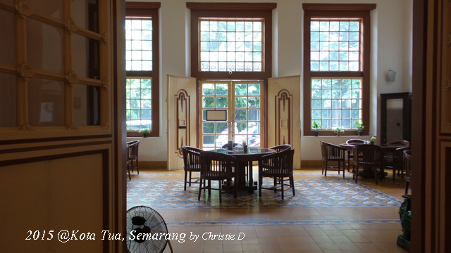 Antara Peranakan China Jawa Jepang Dan Sunda Di Bangunan Belanda