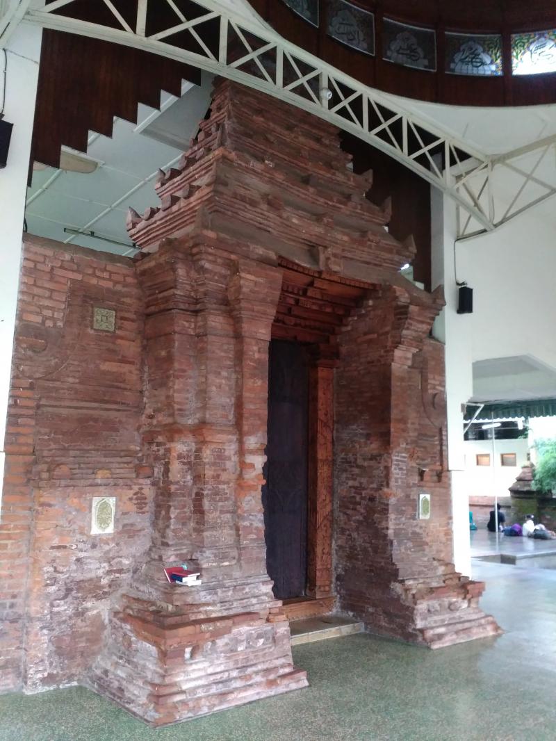 Menara Kudus Peninggalan Kerajaan – Ujian