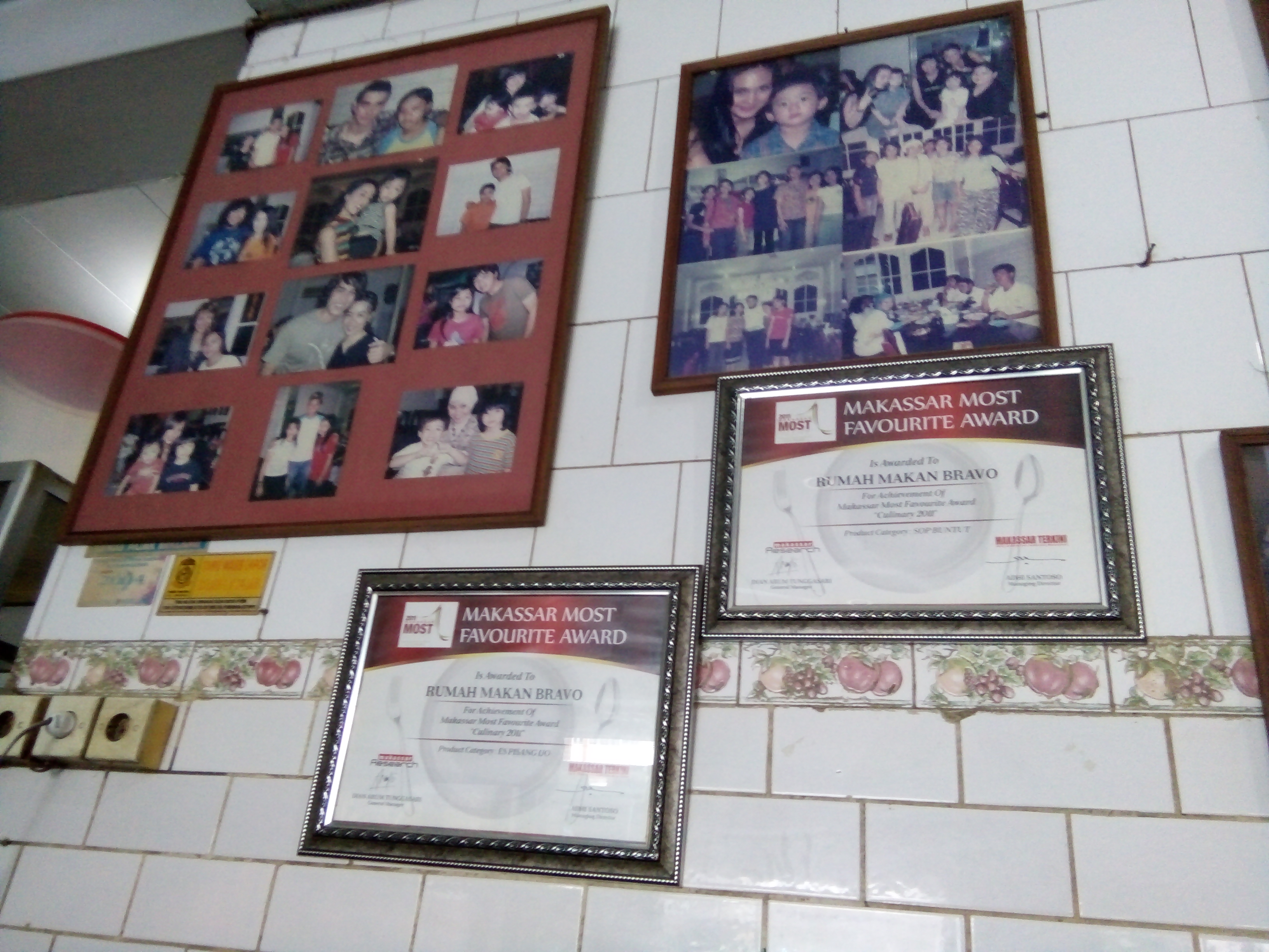 Mau Tahu Tempat Favorit Makan Pisang Ijo Di Makassar Disini Tempatnya Halaman All Kompasiana Com