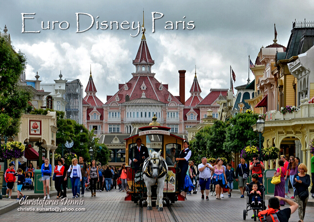 Dunia Mimpi Masa Lalu Masa Sekarang dan Masa Depan serta Dunia Mimpi Masa Lalu Masa Sekarang dan Masa Depan serta