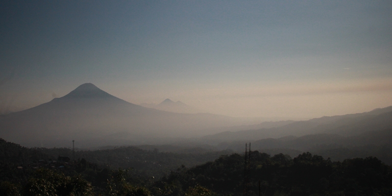 Gunung Klabat, Gunung Dua Bersaudara Bitung terlihat (dokpri)