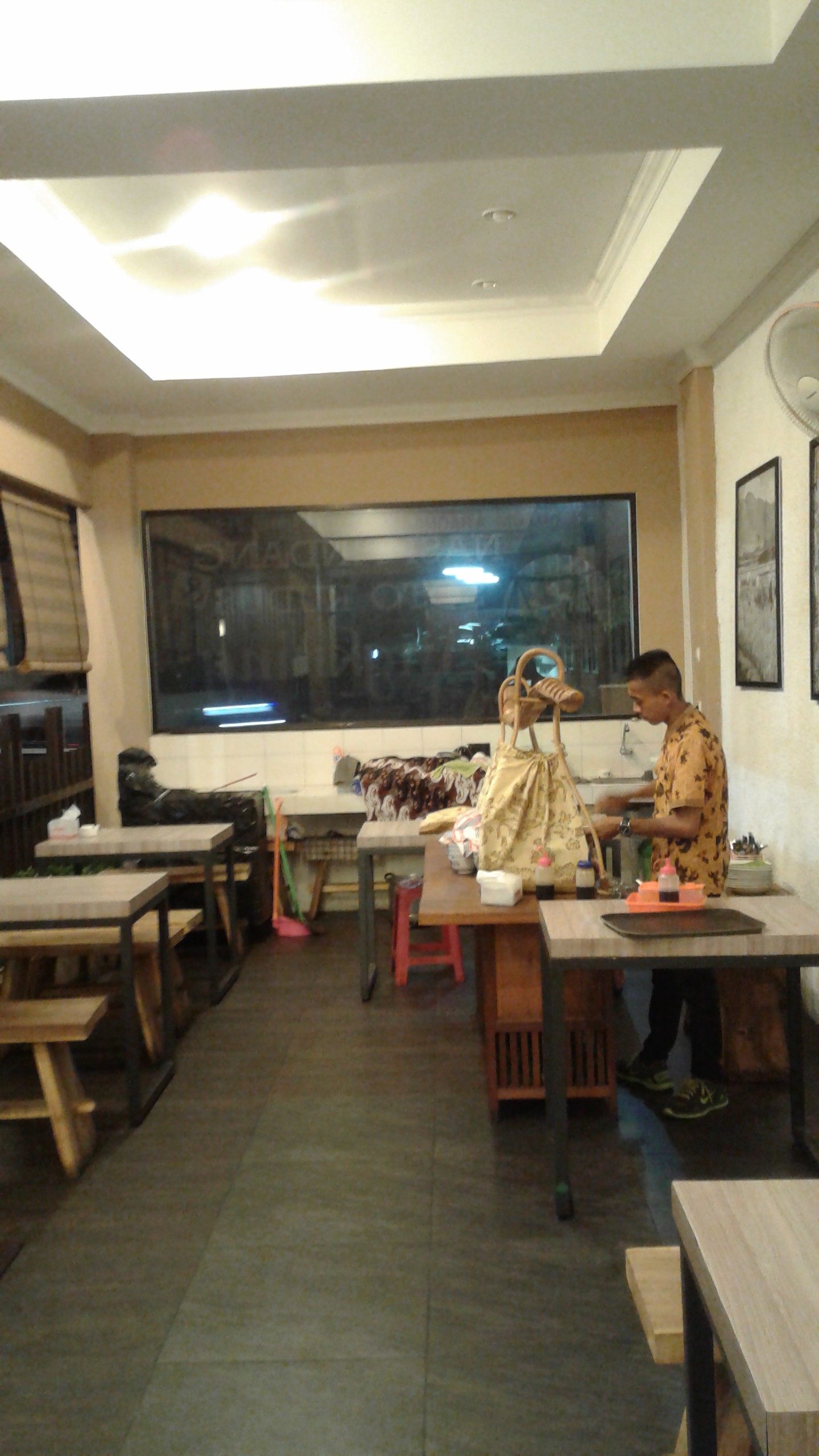 Yuk ke Semarang Mencari Soto Terenak oleh Mama Totik Yuk ke Semarang Mencari Soto Terenak oleh Mama Totik