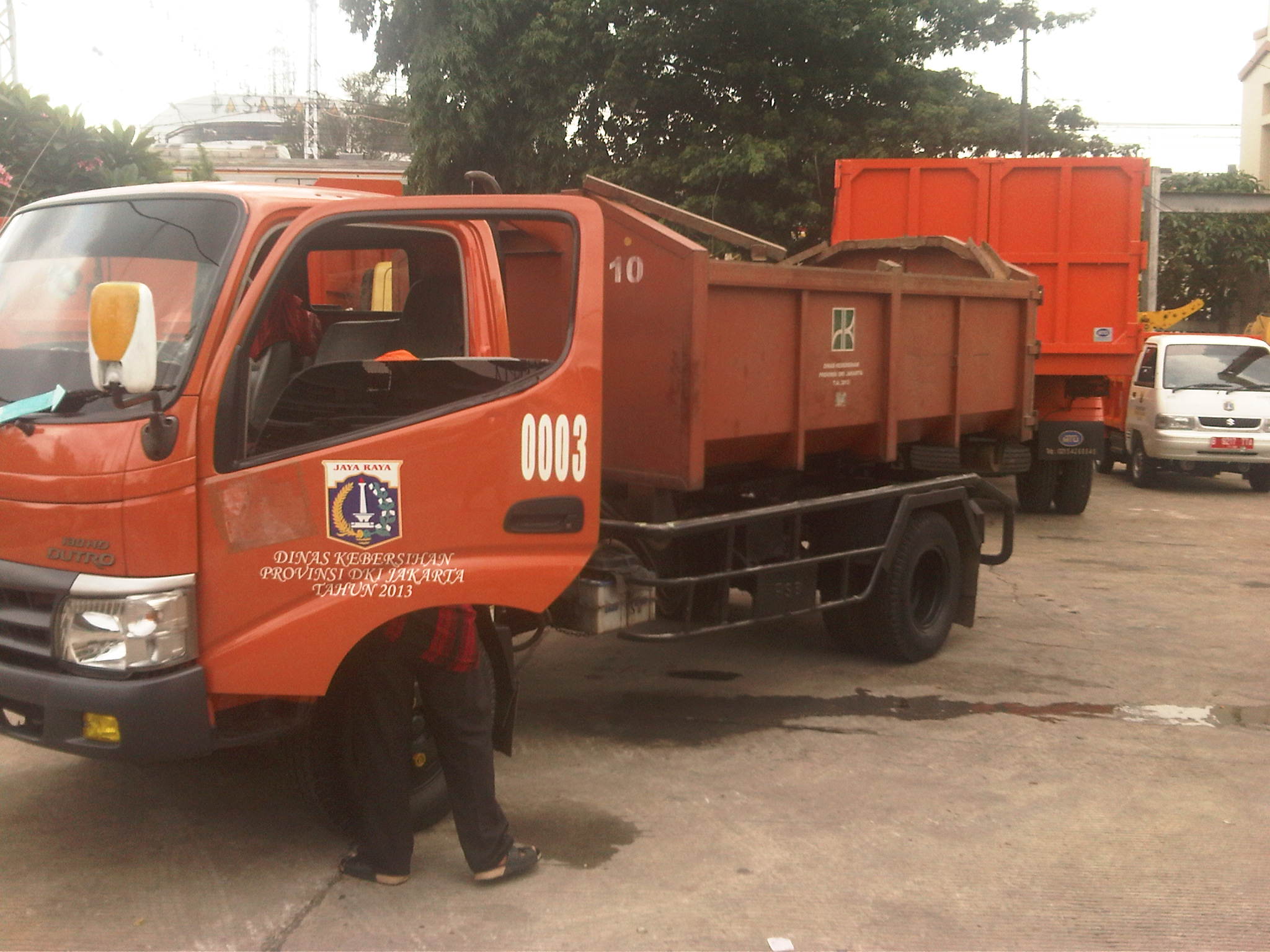 Peran dan Kesadaran Masyarakat dalam Mengurangi Banjir di Peran dan Kesadaran Masyarakat dalam Mengurangi Banjir di