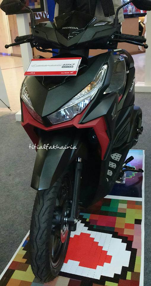 skutik-vario-150-esp-572cb3b1cf7e61940befb1d6.jpg