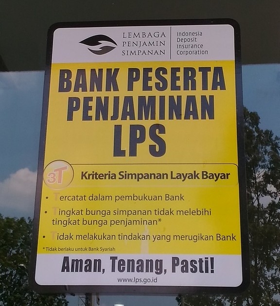Stiker LPS di Salah Satu Bank