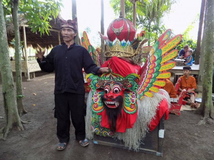 Pakaian Adat Suku Osing Dan Penjelasannya Pakaian Nusantara Pakaian Adat Suku Osing Dan Penjelasannya Pakaian Nusantara