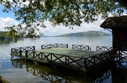 Danau Sentani: Salah satu sudut Danau Sentani di Jayapura (Asep Burhanudin)