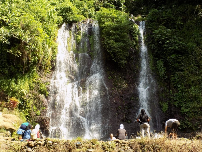 Air Terjun Jagir Pelipur Lara Setelah Lelah Mendaki Air Terjun Jagir Pelipur Lara Setelah Lelah Mendaki