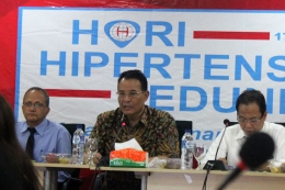 (Tengah) dr. H. M. Subuh, MPPM, selaku Direktur Jenderal Pencegahan dan Pengendalian Penyakit Kemenkes RI. (GANENDRA)