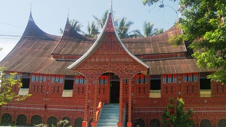 Rumah Gadang yang Masih Terpelihara Baik (Dokpri)