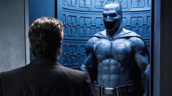 Bruce Wayne yang diperankan oleh Ben Affleck (sumber: http://media.comicbook.com/uploads1/2015/07/ben-affleck-bruce-wayne-batman-empire-146102-146105.jpg)