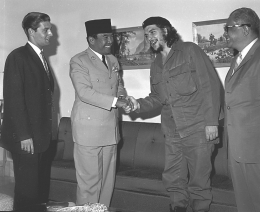 Bung Karno dan Che Guevara dalam pergaulan internasional I Sumber www.kabarindiependen.com