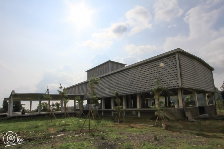 gedung utama yang akan menjadi pusat museum