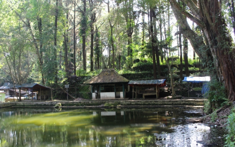 Teduhnya, di Telaga Remis (dok.Pribadi)