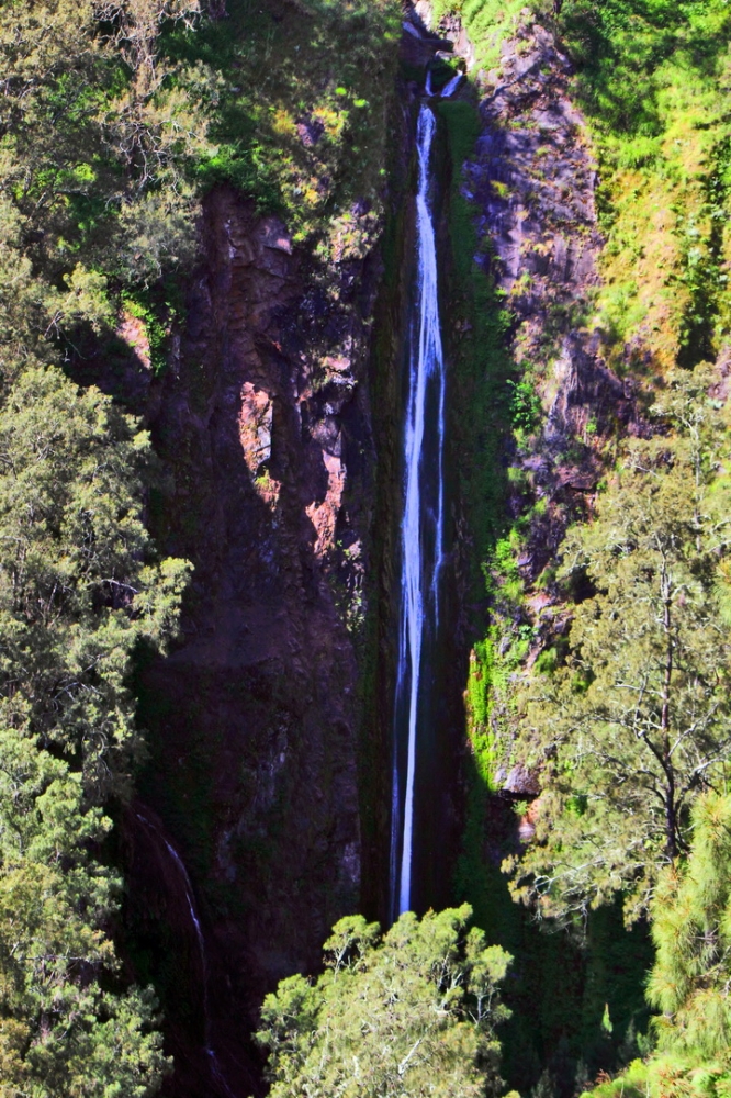 Air terjun penimbung, sebenarnya masih ada 3 air terjun lagi di sana yang tak kalah indahnya dan inilah satu yang tertinggi (dok.pri).