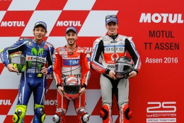 Rossi - Dovizioso - Redding (dok.MotoGP.com)
