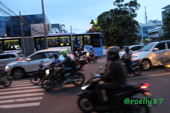 Sore hari di sudut ibu kota...