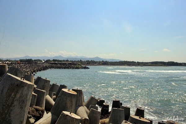 APO Tetrapod, Memaksimalkan Indahnya Pantai FOTO: Dokpri