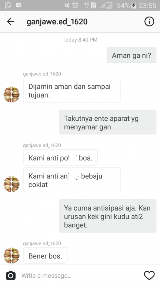 screenshot percakapan dengan si pemilik akun