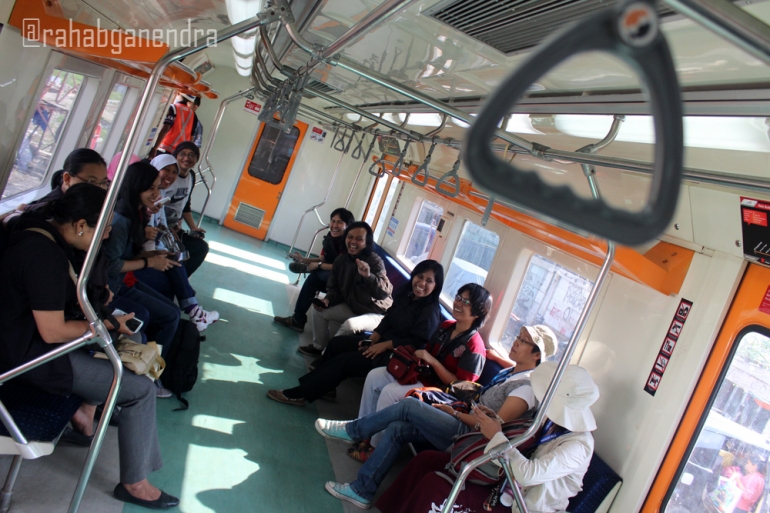 Menuju Stasiun Tanjung Priok. (GANENDRA)