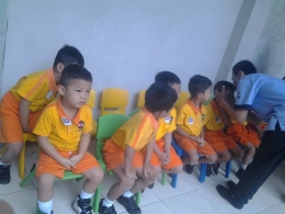 Hari Pertama Sekolah - sumber photo: Mira