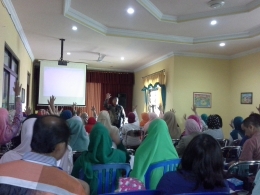 Edukasi untuk para orang tua murid di Lembaga PAUD "Restu" Kota Malang/Dok. Pribadi