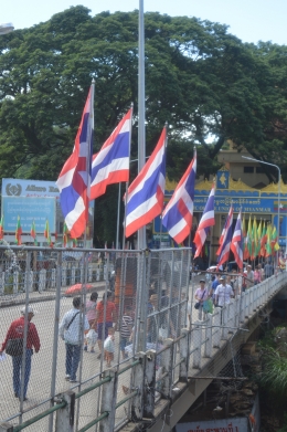 Jembatan yang menghubungkan Thailand dan Myanmar