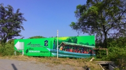 Rambu menuju Ekowisata Mangrove Wonorejo, Surabaya