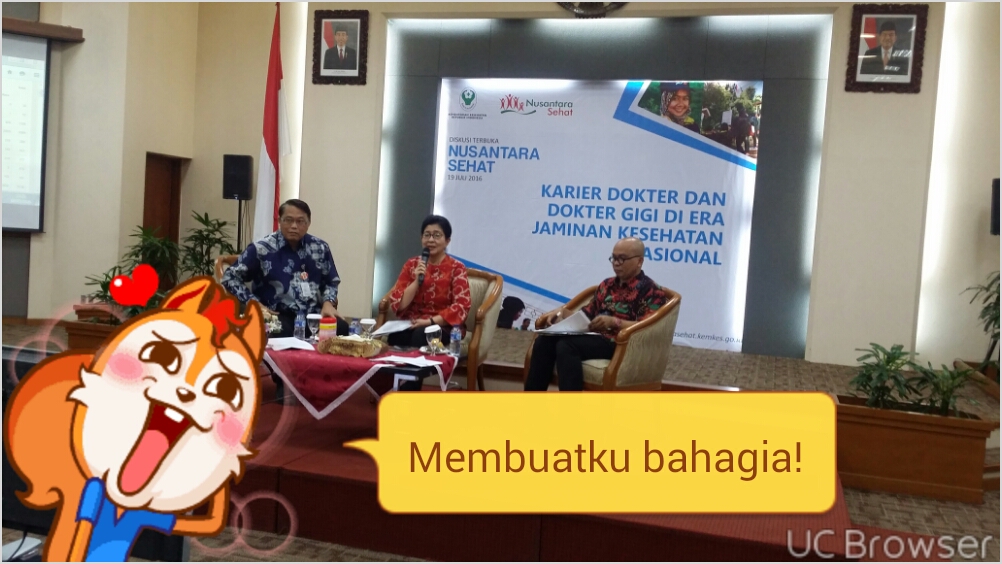 Drg.Usman Sumantri M.Sc, Menkes Nila Moeloek dan Moderator Maman Suherman